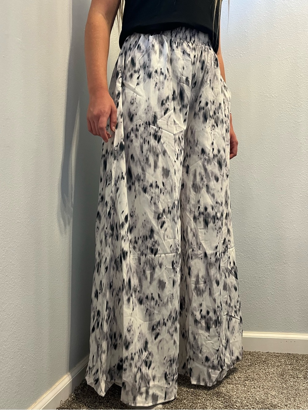 Lavender J Flowy Wide Leg Pants